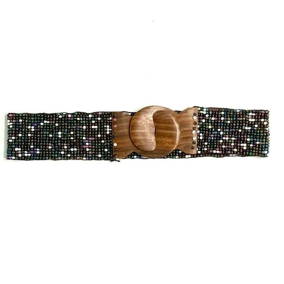 Vintage hand beaded belt with elastic waist band and wooden clasp - Picture 4 of 4